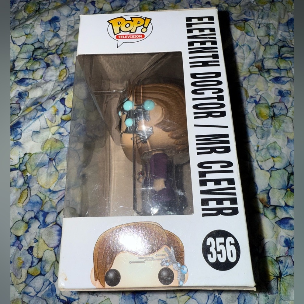 Funko Pop Doctor Who - Eleventh Doctor Vinyl Figure - Picture 2 of 13